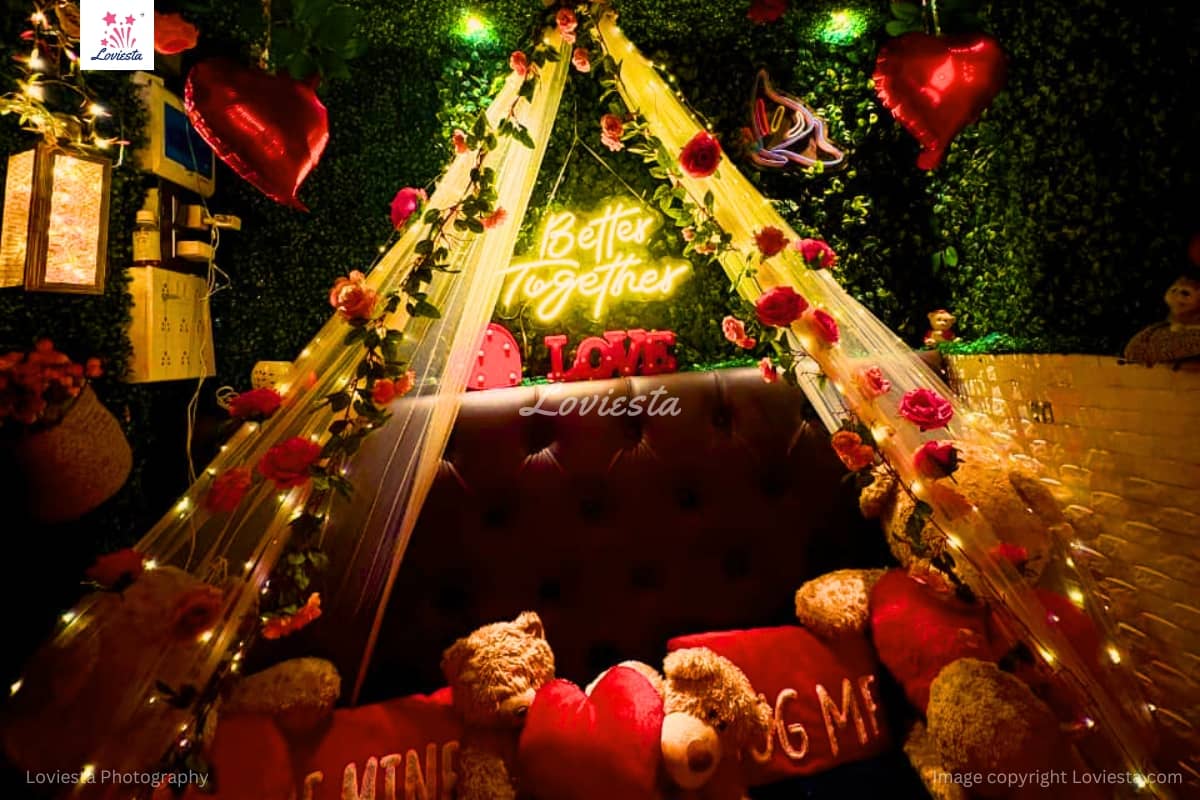 Private Candlelight Dinner In Santacruz, Mumbai Book Online